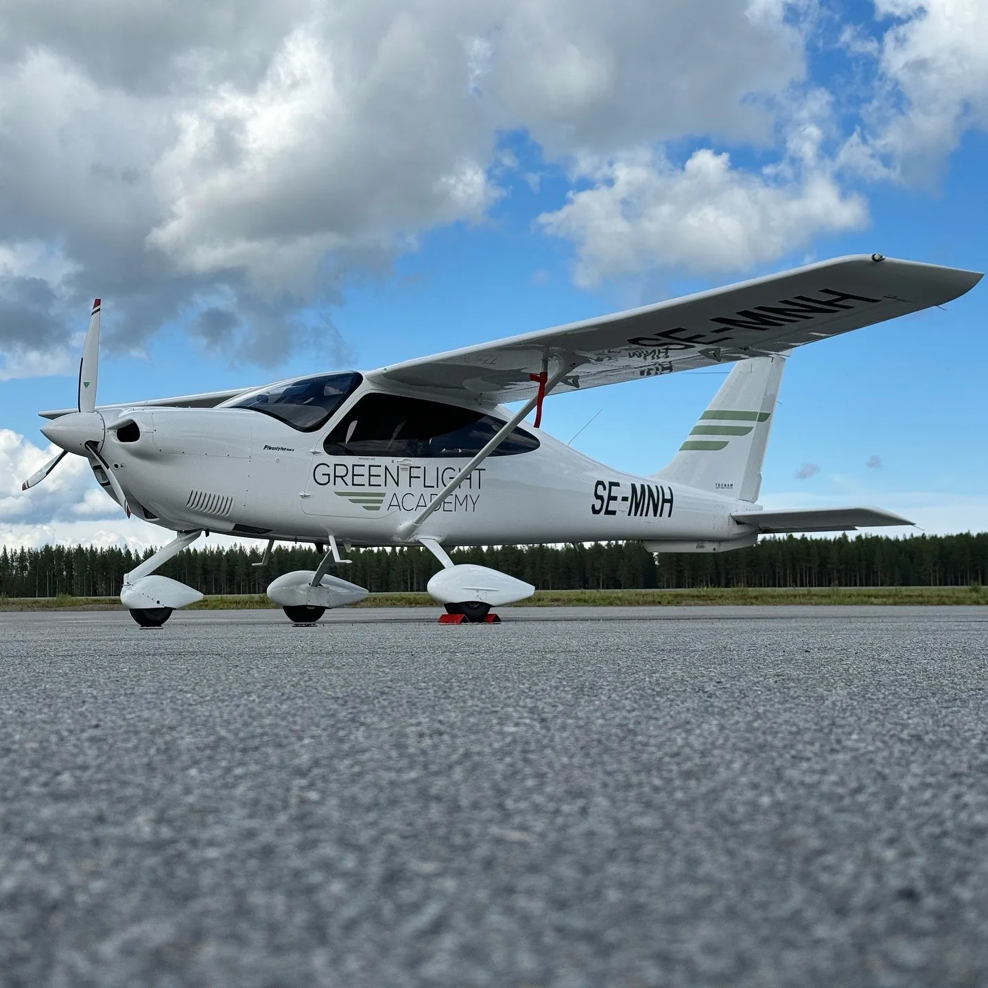 Job details heading hero image